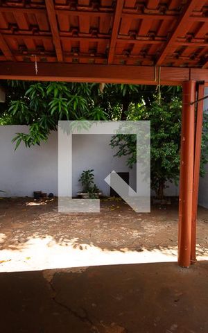 Casa para alugar com 100m², 4 quartos e 2 vagas Casa para alugar com 100m², 4 quartos e 2 vagasVista da Sala de Jantar