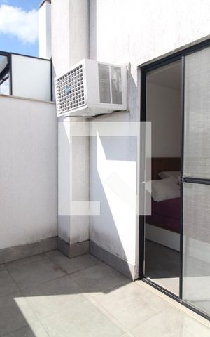 Casa de condomínio para alugar com 250m², 4 quartos e 1 vaga Casa de condomínio para alugar com 250m², 4 quartos e 1 vagaSuíte 2