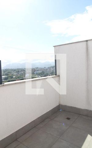 Casa de condomínio para alugar com 250m², 4 quartos e 1 vaga Casa de condomínio para alugar com 250m², 4 quartos e 1 vagaSuíte 2