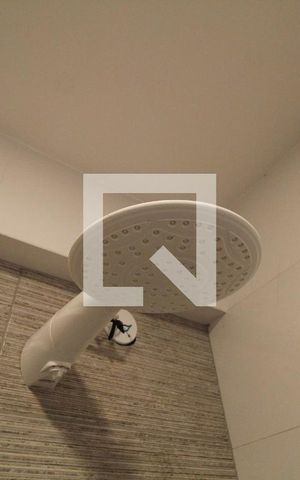 Casa de condomínio para alugar com 250m², 4 quartos e 1 vaga Casa de condomínio para alugar com 250m², 4 quartos e 1 vagaBanheiro Social