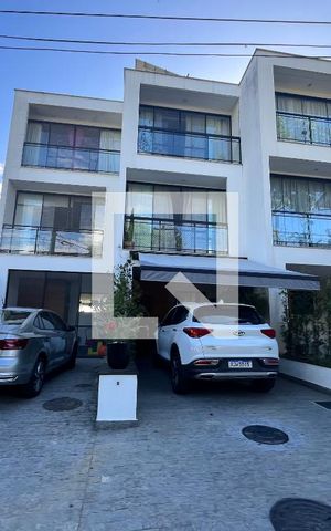 Casa de condomínio para alugar com 250m², 4 quartos e 1 vaga Casa de condomínio para alugar com 250m², 4 quartos e 1 vagaFachada