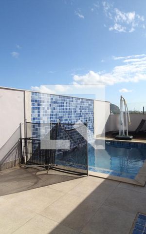 Casa de condomínio para alugar com 250m², 4 quartos e 1 vaga Casa de condomínio para alugar com 250m², 4 quartos e 1 vagaPiscina
