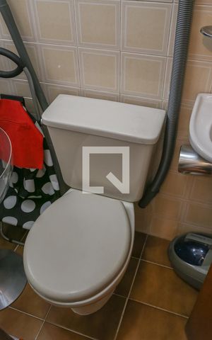 Apartamento à venda com 115m², 3 quartos e 1 vaga Apartamento à venda com 115m², 3 quartos e 1 vagaBanheiro de serviço