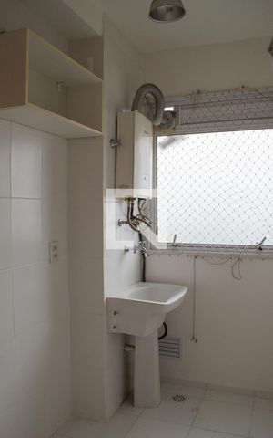 Apartamento à venda com 71m², 3 quartos e 1 vaga Apartamento à venda com 71m², 3 quartos e 1 vagaÁrea de Serviço