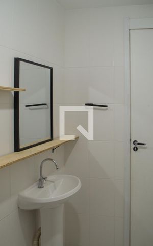 Apartamento à venda com 71m², 3 quartos e 1 vaga Apartamento à venda com 71m², 3 quartos e 1 vagaBanheiro