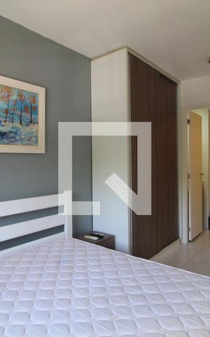 Apartamento à venda com 75m², 2 quartos e 1 vaga Apartamento à venda com 75m², 2 quartos e 1 vagaSuíte