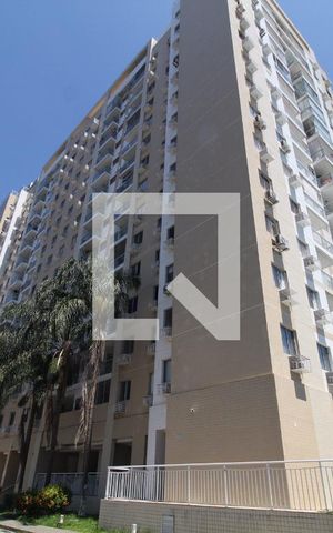 Apartamento à venda com 75m², 2 quartos e 1 vaga Apartamento à venda com 75m², 2 quartos e 1 vagaFachada