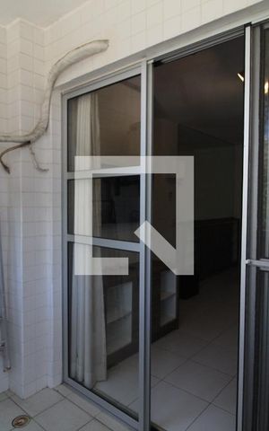 Apartamento à venda com 75m², 2 quartos e 1 vaga Apartamento à venda com 75m², 2 quartos e 1 vagaVaranda da Sala