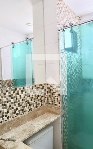 Apartamento à venda com 50m², 2 quartos e 1 vaga Apartamento à venda com 50m², 2 quartos e 1 vagaBanheiro
