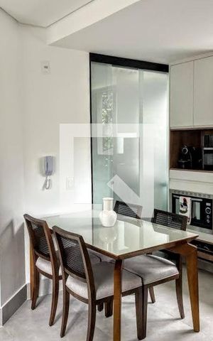Apartamento à venda com 55m², 2 quartos e 1 vaga Apartamento à venda com 55m², 2 quartos e 1 vagaCozinha
