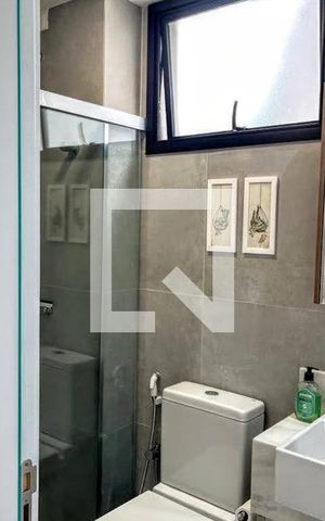 Apartamento à venda com 55m², 2 quartos e 1 vaga Apartamento à venda com 55m², 2 quartos e 1 vagaBanheiro Social