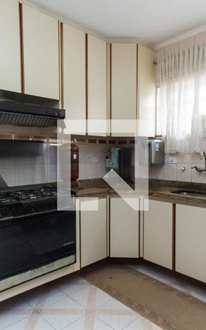 Casa à venda com 438m², 3 quartos e 5 vagas Casa à venda com 438m², 3 quartos e 5 vagasCozinha