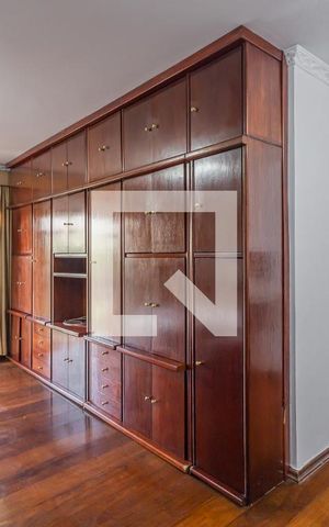 Apartamento para alugar com 130m², 3 quartos e 1 vagaSala