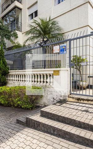 Apartamento para alugar com 130m², 3 quartos e 1 vagaFachada