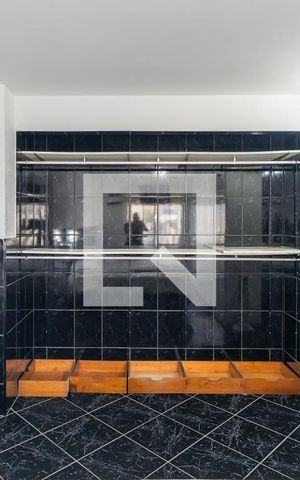 Apartamento para alugar com 130m², 3 quartos e 1 vagaSuíte