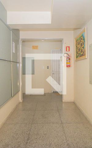 Apartamento à venda com 28m², 1 quarto e sem vaga Apartamento à venda com 28m², 1 quarto e sem vagaHall de Entrada