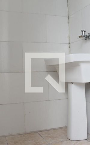Casa para alugar com 40m², 1 quarto e 1 vagaÁrea de Serviço