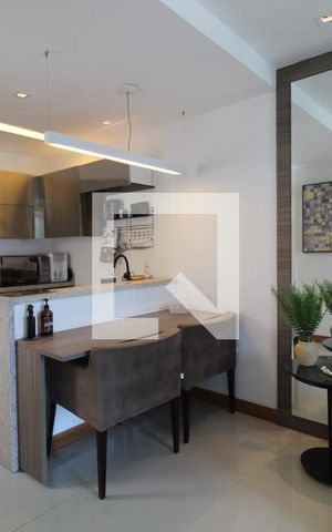 Studio para alugar com 34m², 1 quarto e 1 vaga Studio para alugar com 34m², 1 quarto e 1 vagaCozinha