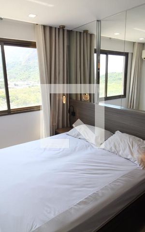 Studio para alugar com 34m², 1 quarto e 1 vaga Studio para alugar com 34m², 1 quarto e 1 vagaQuarto