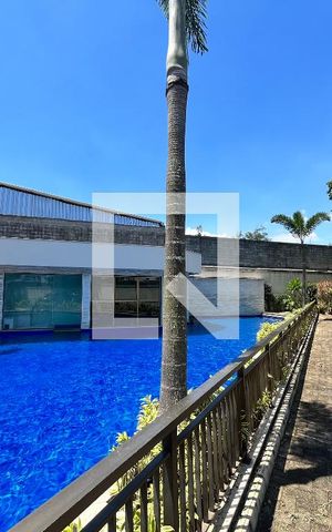 Studio para alugar com 34m², 1 quarto e 1 vaga Studio para alugar com 34m², 1 quarto e 1 vagaÁrea comum - Piscina
