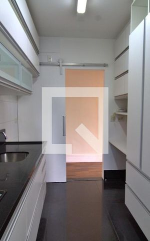 Apartamento à venda com 85m², 2 quartos e 2 vagas Apartamento à venda com 85m², 2 quartos e 2 vagasCozinha
