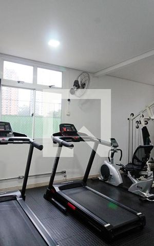 Apartamento à venda com 85m², 2 quartos e 2 vagas Apartamento à venda com 85m², 2 quartos e 2 vagasÁrea comum - Academia