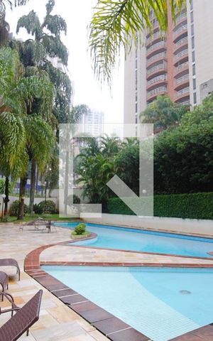 Apartamento à venda com 85m², 2 quartos e 2 vagas Apartamento à venda com 85m², 2 quartos e 2 vagasÁrea comum - Piscina