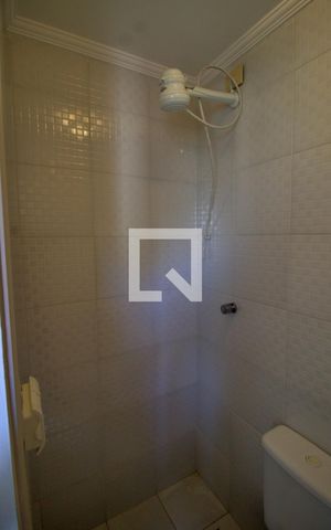Apartamento à venda com 85m², 2 quartos e 2 vagas Apartamento à venda com 85m², 2 quartos e 2 vagasBanheiro de serviço