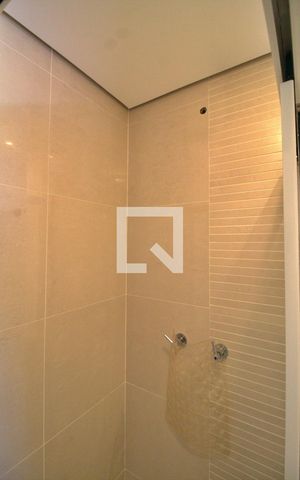 Apartamento à venda com 85m², 2 quartos e 2 vagas Apartamento à venda com 85m², 2 quartos e 2 vagasBanheiro