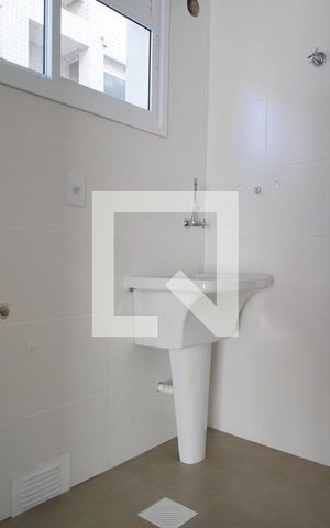 Apartamento à venda com 176m², 2 quartos e 2 vagasCozinha