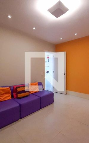 Apartamento à venda com 160m², 2 quartos e 2 vagas Apartamento à venda com 160m², 2 quartos e 2 vagasSuíte 2