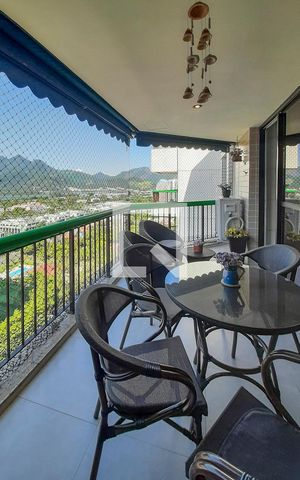 Apartamento à venda com 160m², 2 quartos e 2 vagas Apartamento à venda com 160m², 2 quartos e 2 vagasVaranda