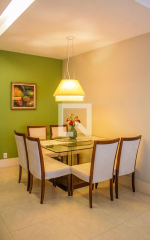 Apartamento à venda com 160m², 2 quartos e 2 vagas Apartamento à venda com 160m², 2 quartos e 2 vagasSala