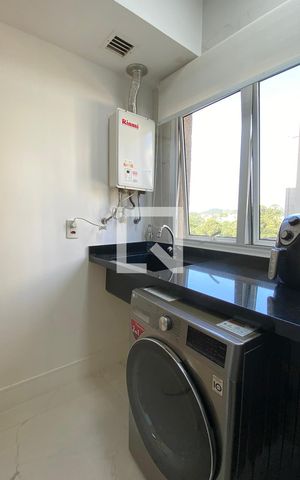 Apartamento à venda com 95m², 2 quartos e 2 vagasÁrea de Serviço