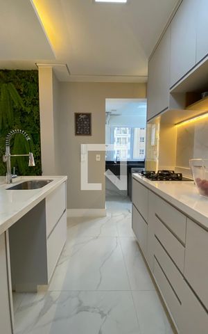 Apartamento à venda com 95m², 2 quartos e 2 vagasCozinha