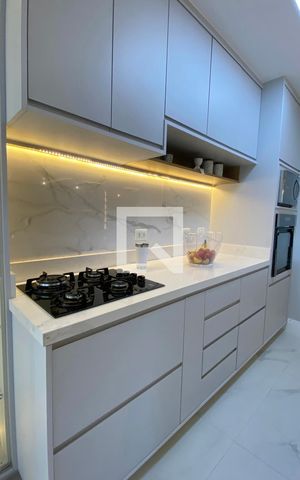 Apartamento à venda com 95m², 2 quartos e 2 vagasCozinha