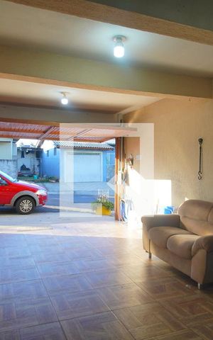 Casa à venda com 400m², 2 quartos e 2 vagas Casa à venda com 400m², 2 quartos e 2 vagasSala