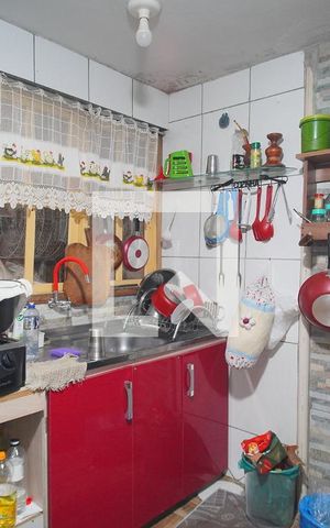 Casa à venda com 400m², 2 quartos e 2 vagas Casa à venda com 400m², 2 quartos e 2 vagasCozinha