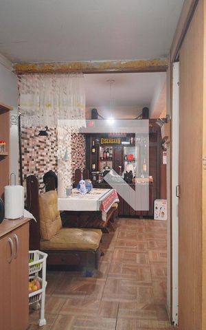 Casa à venda com 400m², 2 quartos e 2 vagas Casa à venda com 400m², 2 quartos e 2 vagasCozinha