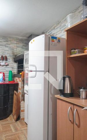 Casa à venda com 400m², 2 quartos e 2 vagas Casa à venda com 400m², 2 quartos e 2 vagasCozinha