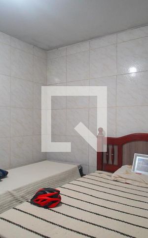 Casa à venda com 400m², 2 quartos e 2 vagas Casa à venda com 400m², 2 quartos e 2 vagasQuarto