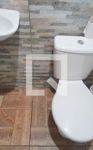 Casa à venda com 400m², 2 quartos e 2 vagas Casa à venda com 400m², 2 quartos e 2 vagasLavabo