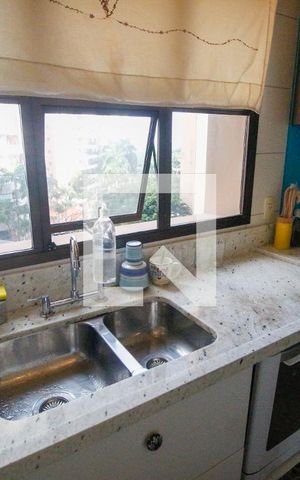 Apartamento à venda com 150m², 3 quartos e 4 vagasCozinha