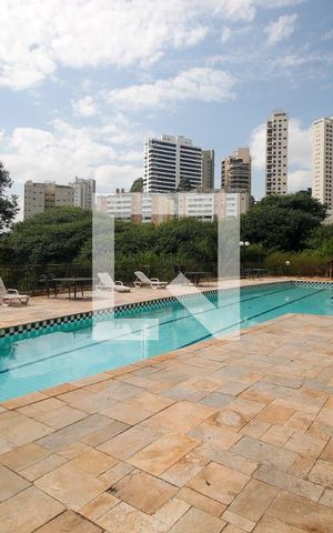 Apartamento à venda com 150m², 3 quartos e 4 vagasPiscina