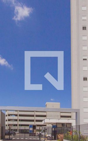 Apartamento à venda com 47m², 2 quartos e 1 vaga Apartamento à venda com 47m², 2 quartos e 1 vagaFachada e portaria