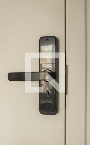 Studio à venda com 37m², 1 quarto e 1 vagaFechadura Eletrônica