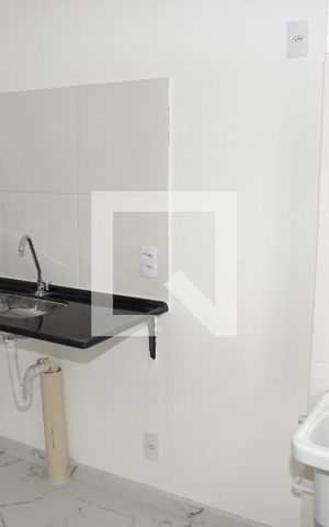 Apartamento à venda com 34m², 2 quartos e sem vagaCozinha e Área de Serviço