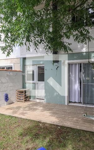 Casa de condomínio à venda com 142m², 3 quartos e 2 vagas Casa de condomínio à venda com 142m², 3 quartos e 2 vagasÁrea externa