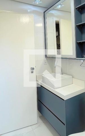 Apartamento para alugar com 56m², 1 quarto e 1 vaga Apartamento para alugar com 56m², 1 quarto e 1 vagaBanheiro