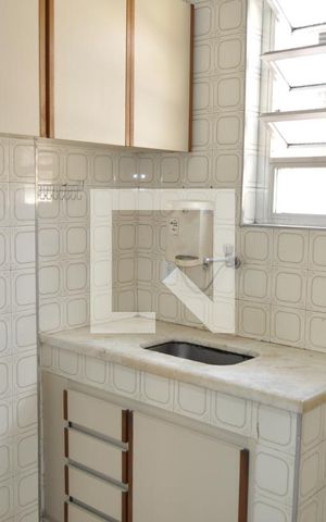 Apartamento à venda com 70m², 2 quartos e sem vagaCozinha 